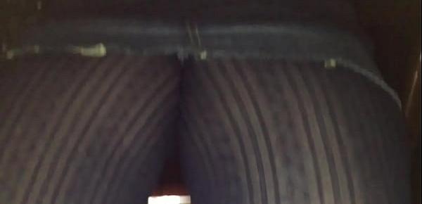  Collant upskirt sotto il tavolo